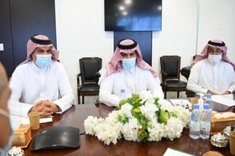السفير السعودي آل جابر يلتقي  وفد الانتقالي في الرياض والمصفري يعلق !