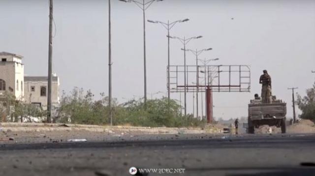 قوات العميد  ”طارق صالح” تخوض معركة  داخل مدينة الحديدة وتكبد الحوثيين خسائر فادحة !