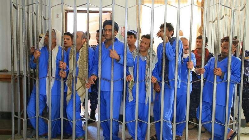 للتغطية على محمد الحوثي ..الحوثيون يتفذون حكم الإعدام في طفل بتهمة قتل الصماد   (الاسم وصورة)