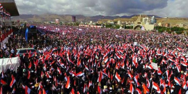 شقيق القيادي الحوثي حسن زيد يتوقع ثورة عارمة ضد جماعته في مناطق سيطرتهم !