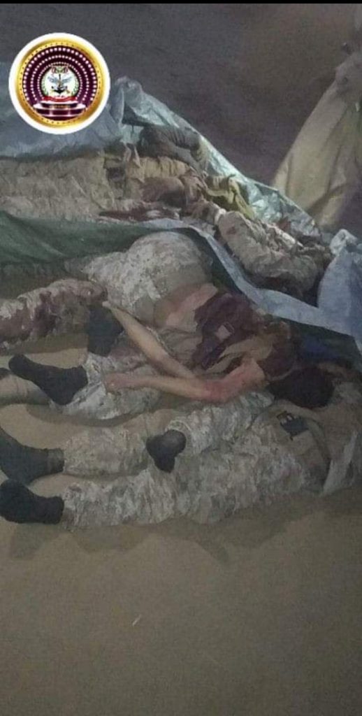 في معارك هي الأعنف على أسوار مأرب .. قيادات الحوثي تفر وتترك العناصر جثث متناثرة في مواقع المواجهات “صور”